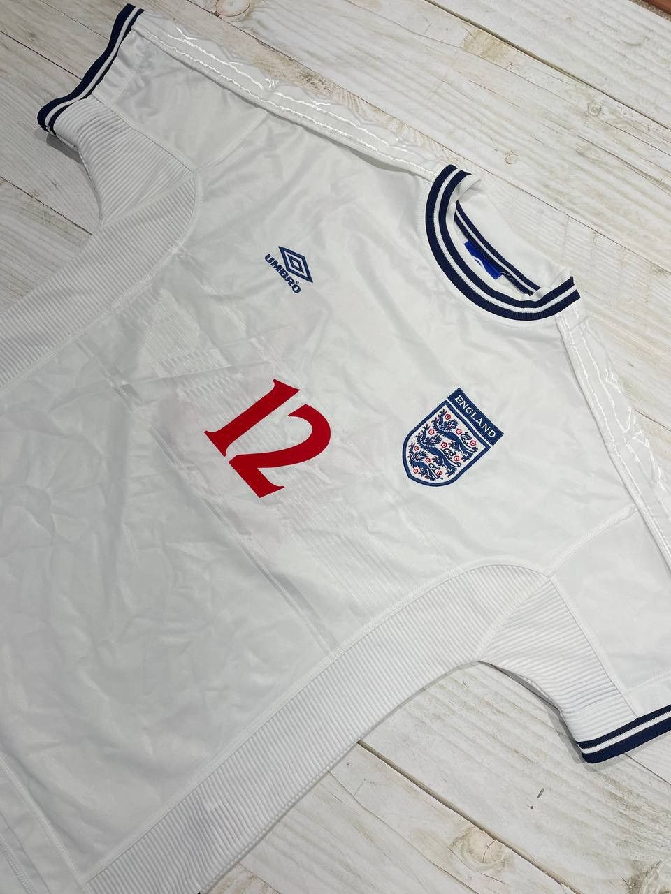 Umbro Umbro England 1999 2001 Southgate #12 Home Shirt Jersey Size US L / EU 52-54 / 3 - 6 Thumbnail