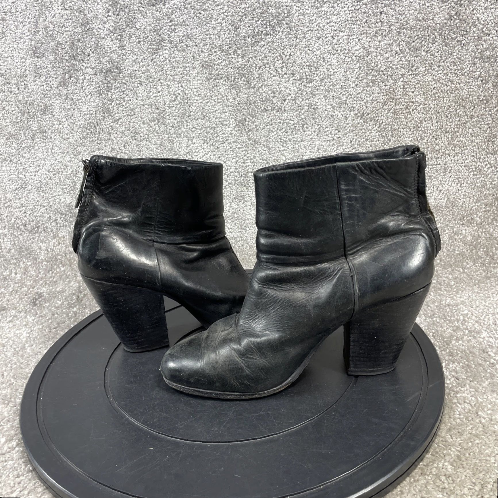 Rag & Bone VINTAGE rag & bone Women’s Bootie Size 10 US 40 EU Black Leather Ankle High Heel Fall Winter Outsole Rubber Size US 10 / IT 40 - 7 Thumbnail