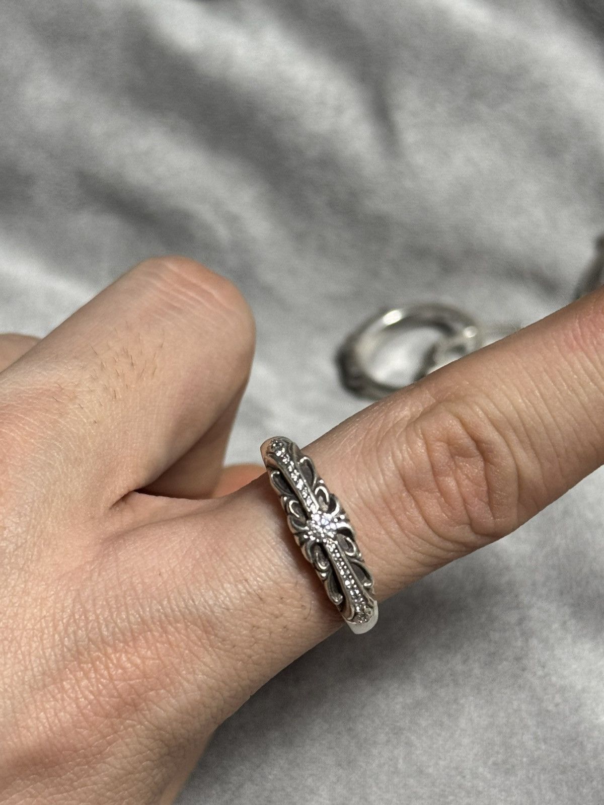 Chrome Hearts Chrome hearts factory set pave mini floral ring Size ONE SIZE - 1 Thumbnail