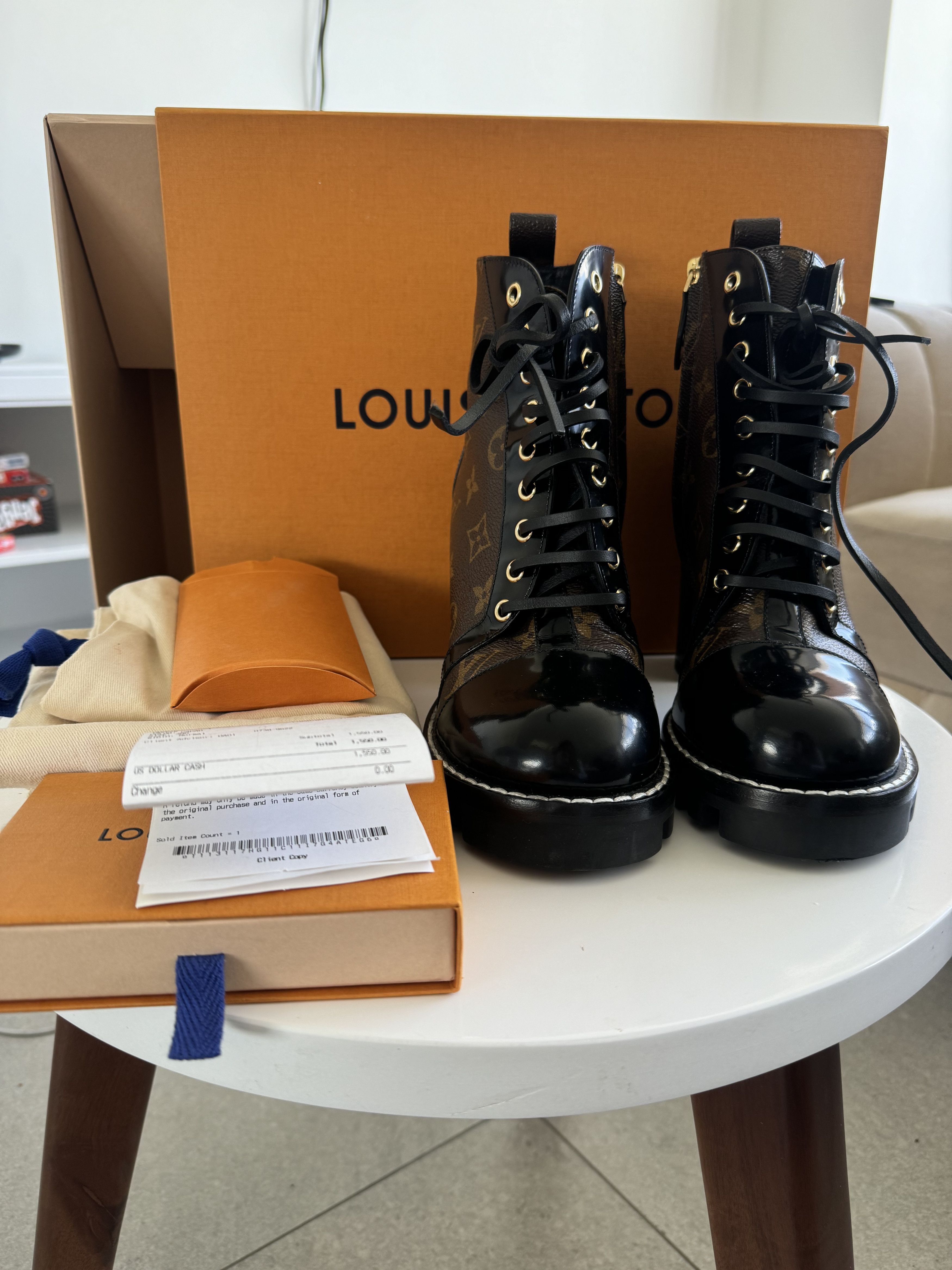 Louis Vuitton Louis Vuitton Woman Boots Size US 7 / IT 37 - 1 Thumbnail