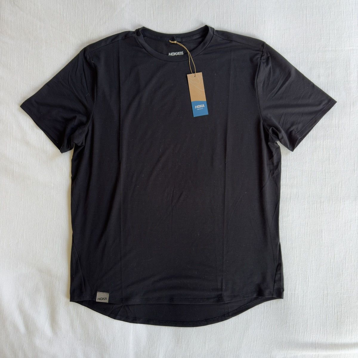 Hoka HOKA ONE ONE Black Essential Tee, BNWT Size US L / EU 52-54 / 3 - 1 Thumbnail