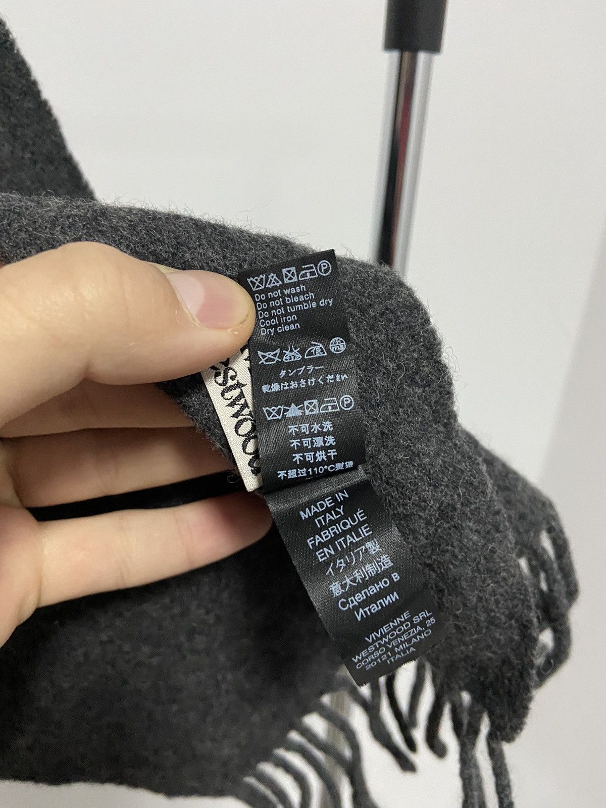 Vintage × Vivienne Westwood Vivienne Westwood scarf vintage logo wool Size ONE SIZE - 5 Thumbnail