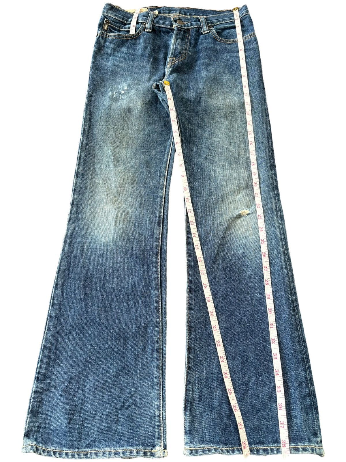 Abercrombie & Fitch Vintage Abercrombie Blue Wash Distress Flare Jeans Size 28" / US 6 / IT 42 - 8 Thumbnail