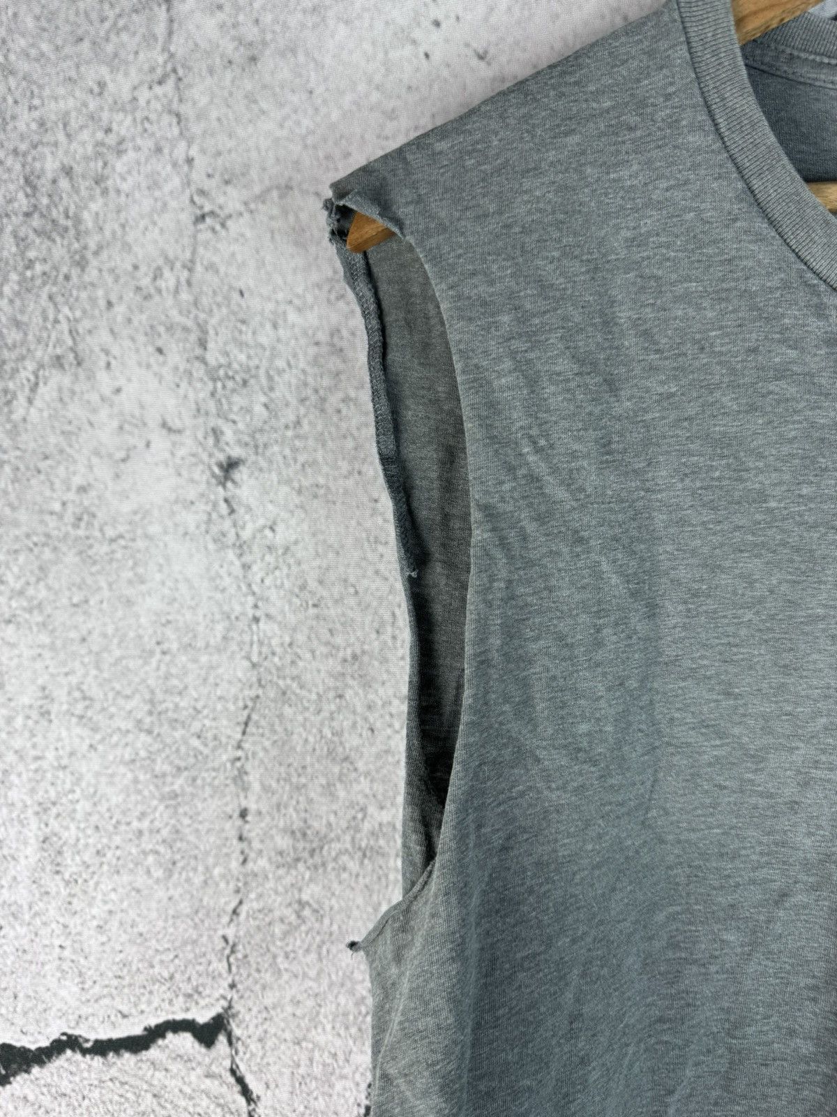 Carhartt Carhartt faded gray sleeveless T-shirt tank top Size US L / EU 52-54 / 3 - 5 Thumbnail