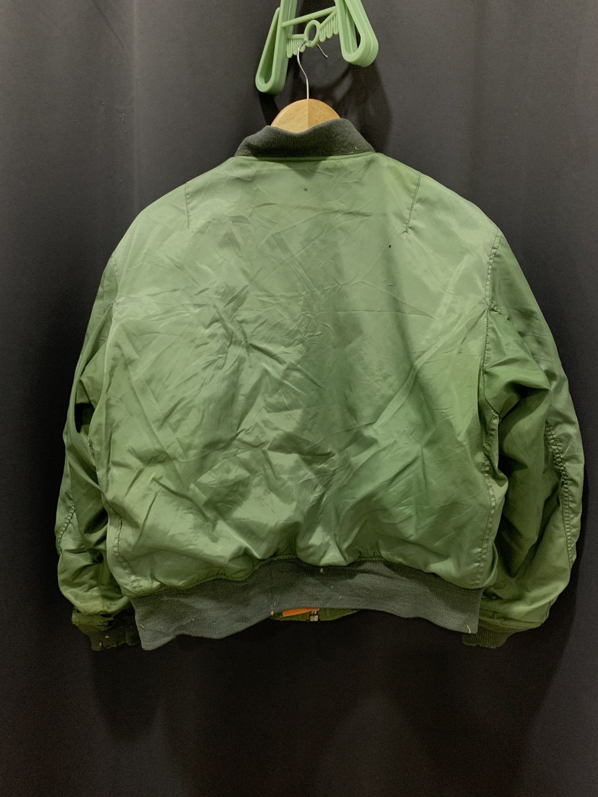 Vintage VINTAGE 1990S BOMBER JACKET TALON ZIP Size US L / EU 52-54 / 3 - 13 Thumbnail