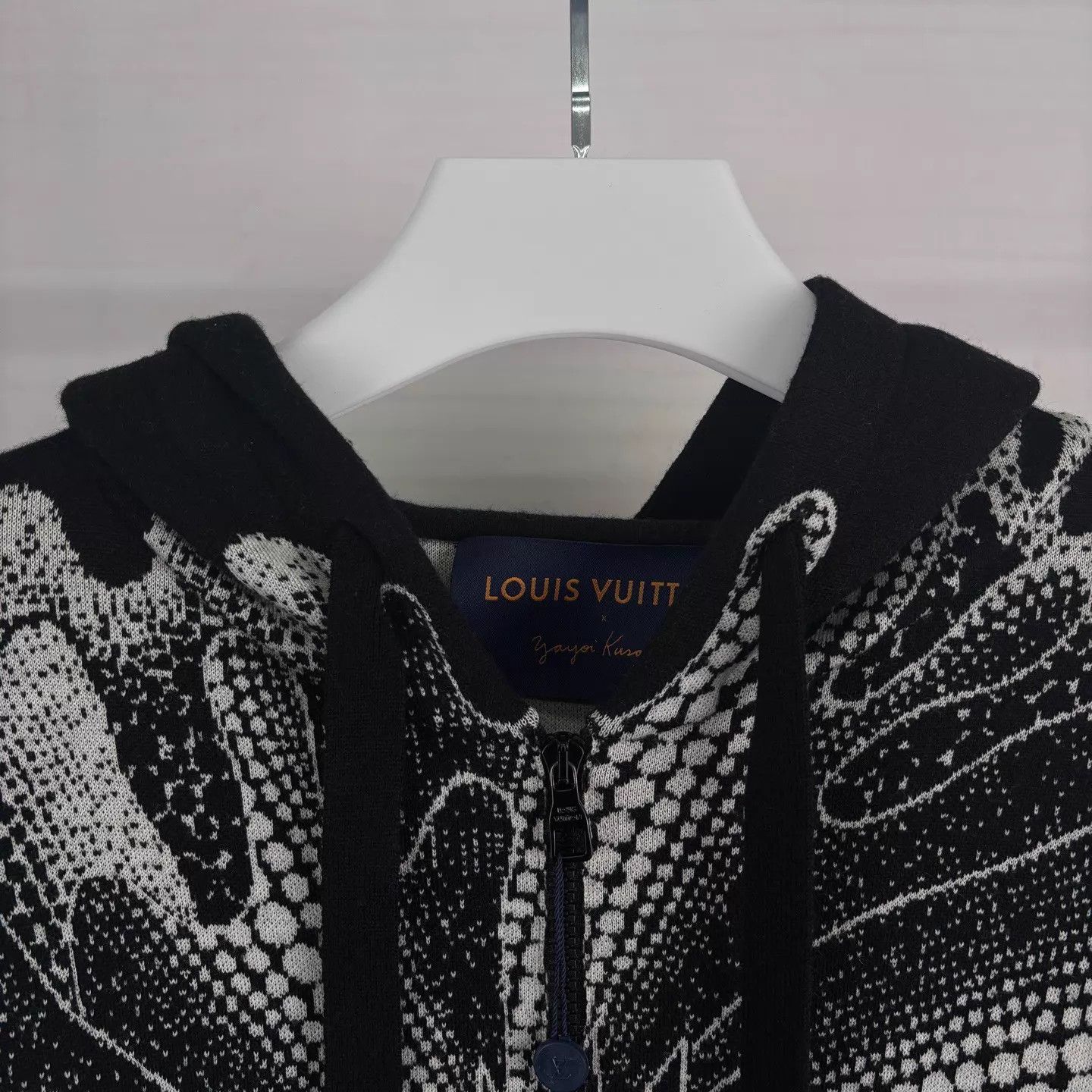 Louis Vuitton LV Yayoi Kusama x Zip Hoodie L new 95wool5nylon Size US L / EU 52-54 / 3 - 3 Thumbnail