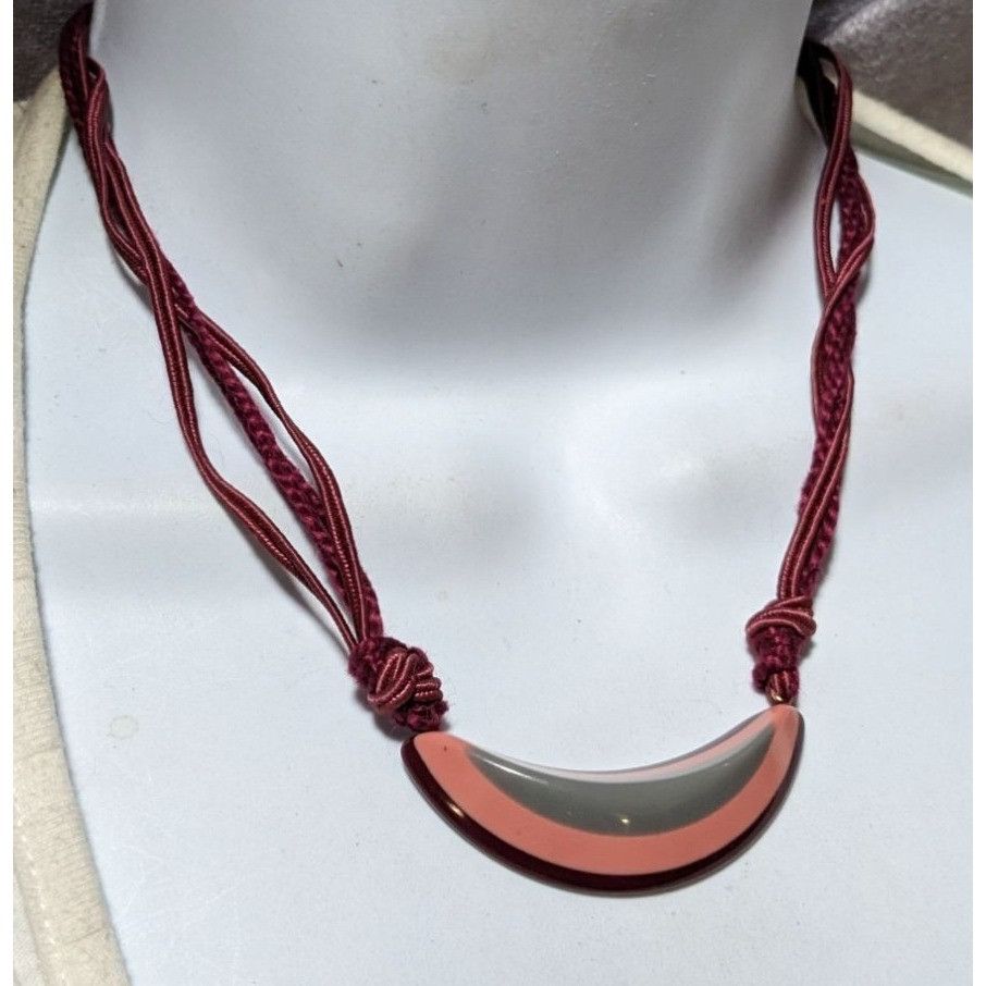 Other Vintage Lucite Pink And Grey Pendant Necklace Size ONE SIZE - 7 Thumbnail