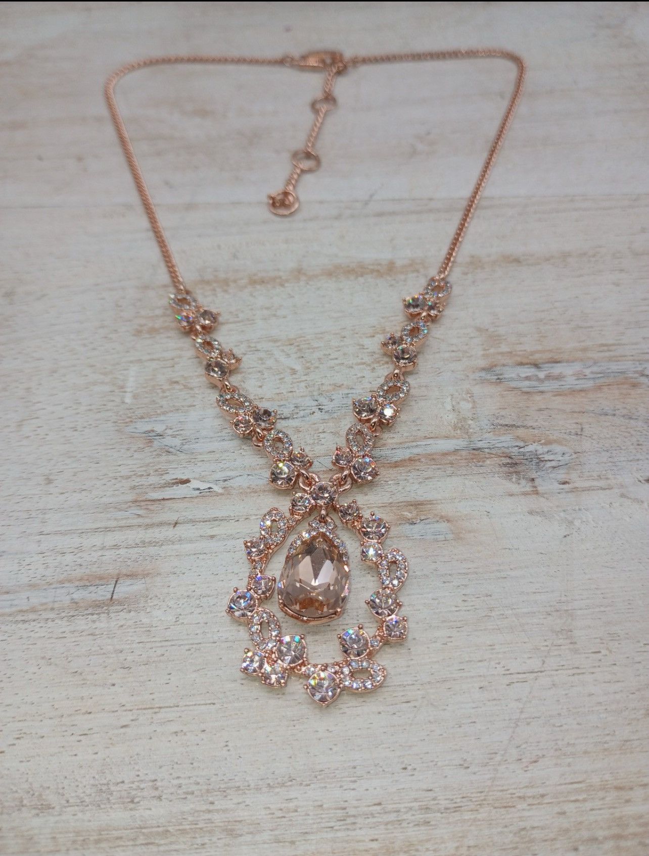 Givenchy GIVENCHY WMNS ROSE GOLD-TONE CRYSTAL CLUSTER NECKLACE—NWOT Size ONE SIZE - 2 Thumbnail