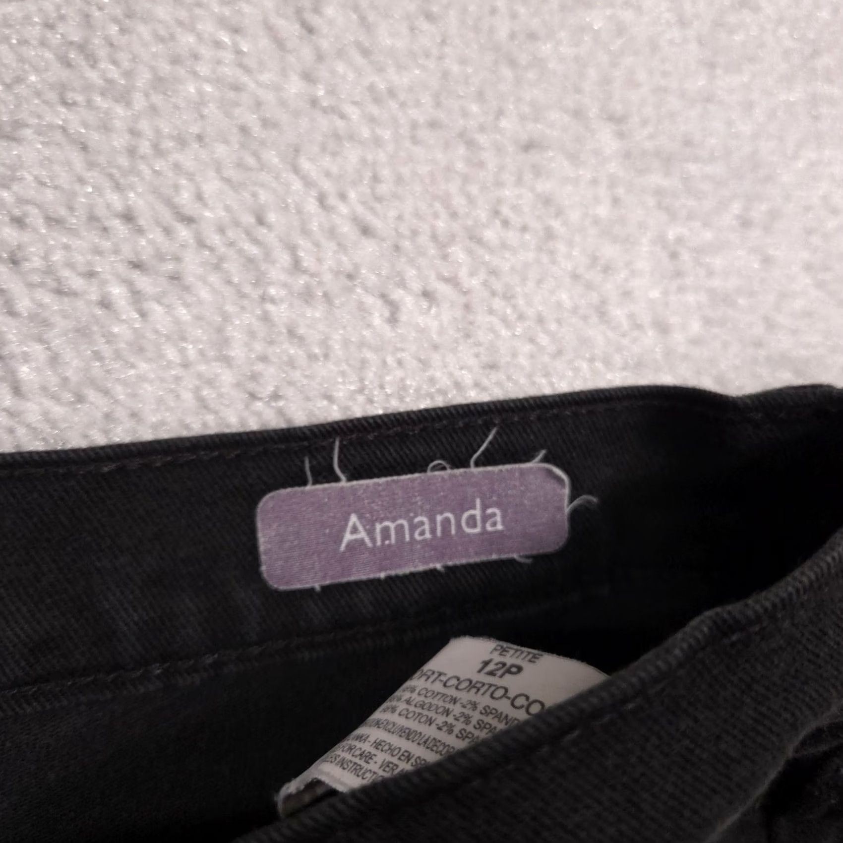 Gloria Vanderbilt Gloria Vanderbilt Amanda Jeans Women's 12P Petite Stretch Black Denim Mid-Rise Size 34" / US 12 / IT 48 - 6 Thumbnail