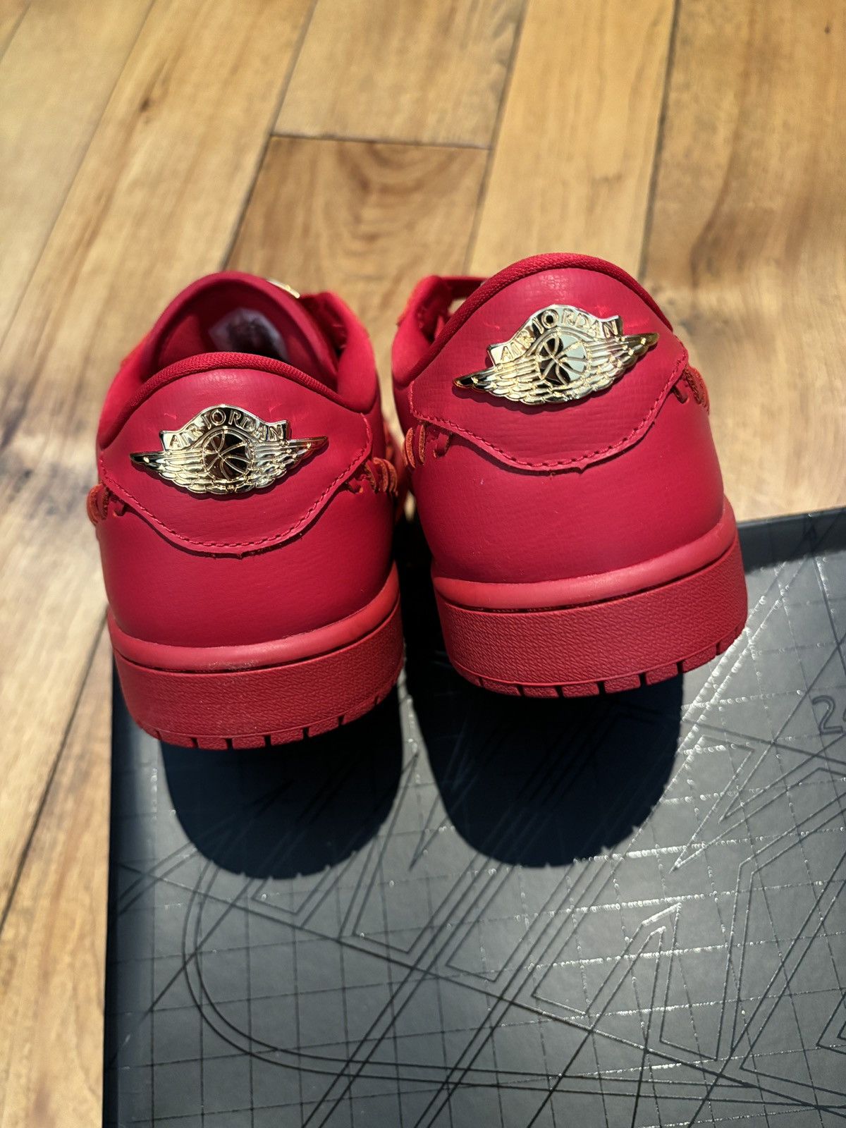 Jordan Brand × Nike Jordan 1 Low Method of Make Gym Red Metallic Gold Size US 10.5 / EU 43-44 - 8 Thumbnail