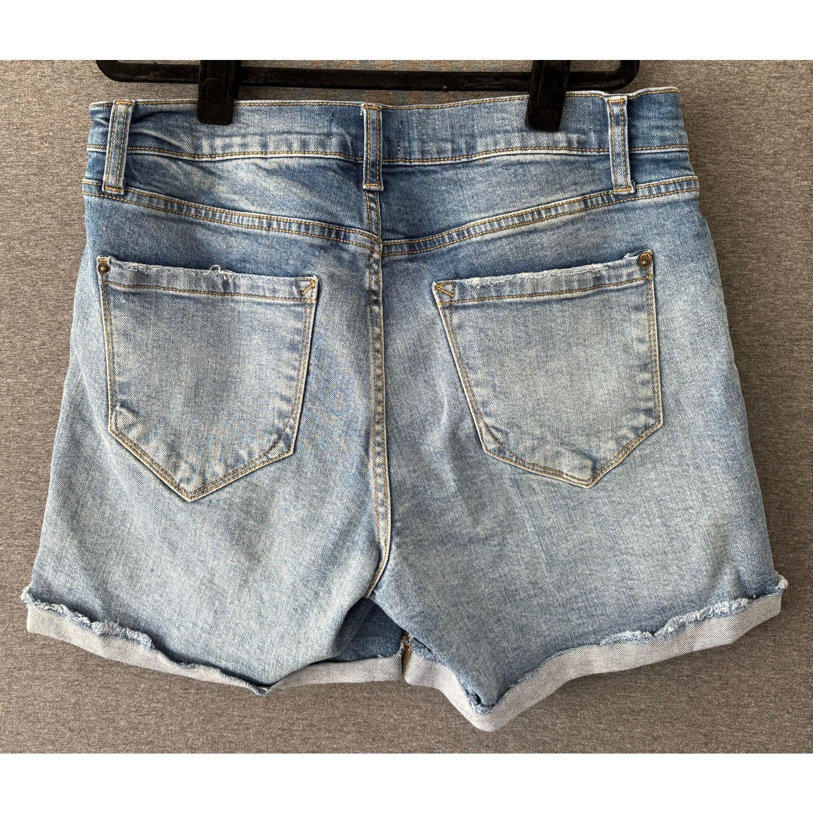 Other Kenzie Jeans | Distressed Denim Cutoff Jean Shorts | 4/27 Size 27" / US 4 / IT 40 - 2 Thumbnail