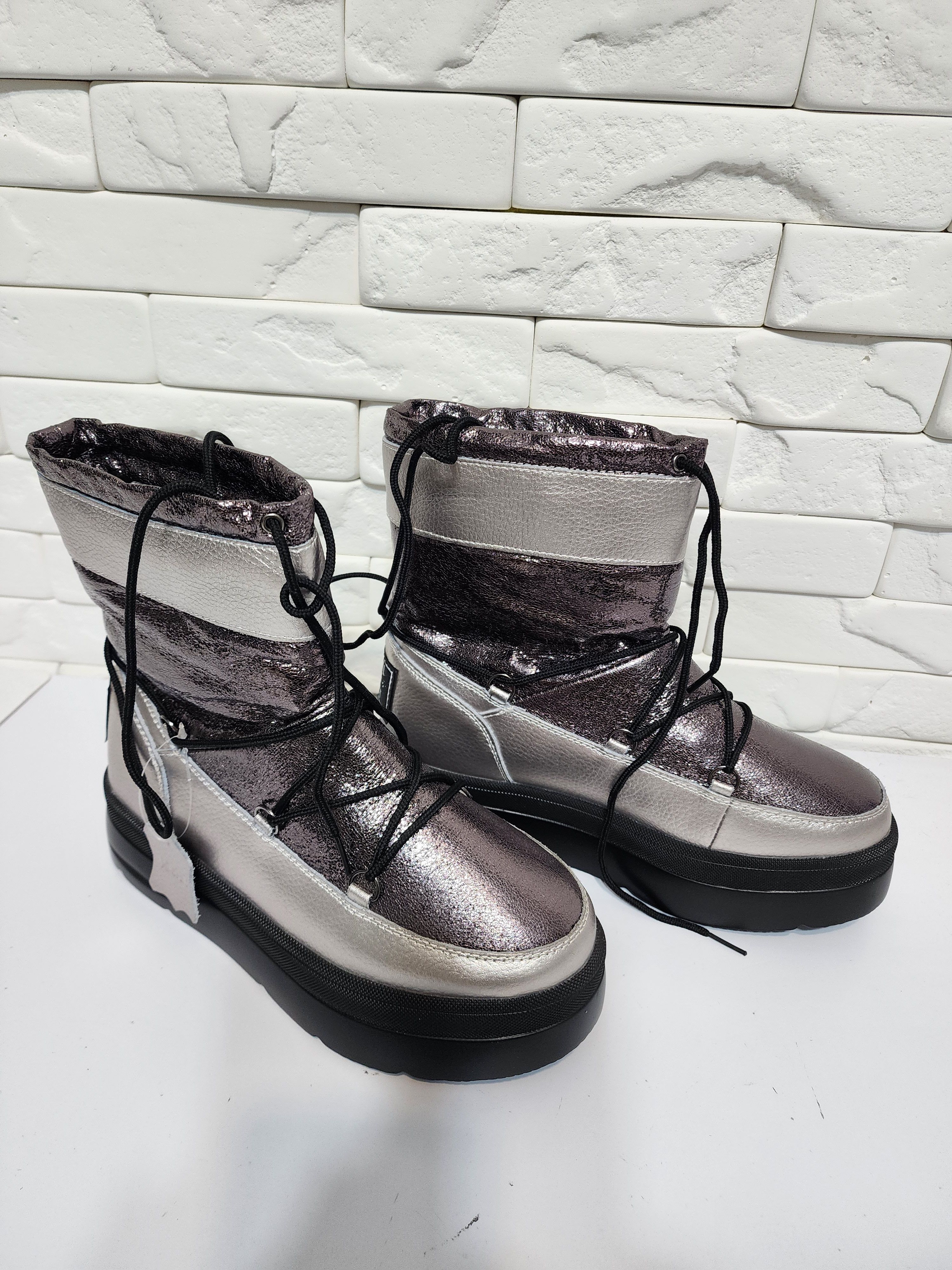 Genuine Leather Black & Gray Leather Warm Shoes Size US 7.5 / IT 37.5 - 9 Thumbnail