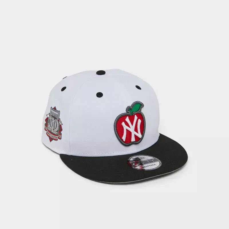 New Era × New York Yankees New Era New York Yankees Apple 9FIFTY Snapback Hat Size ONE SIZE - 1 Thumbnail