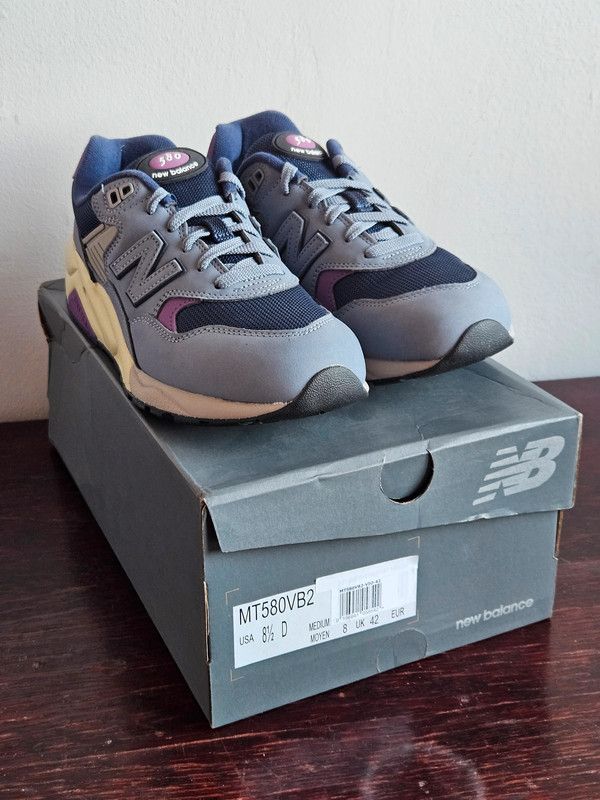 New Balance New Balance 580 42 Size US 8.5 / EU 41-42 - 2 Thumbnail