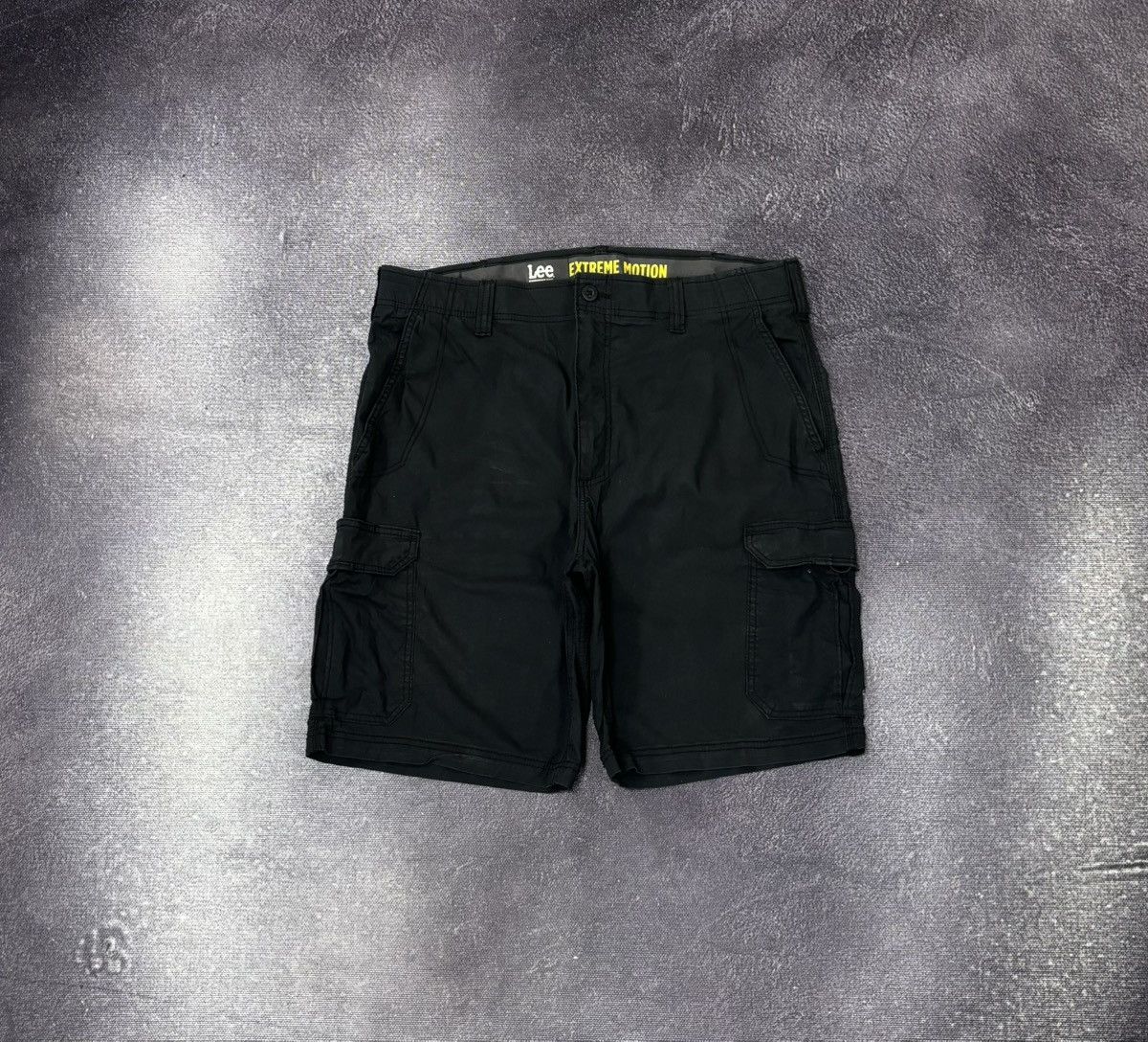 Lee Vintage Lee Extreme Motion Black Performance Cargo Shorts Size US 36 / EU 52 - 1 Thumbnail