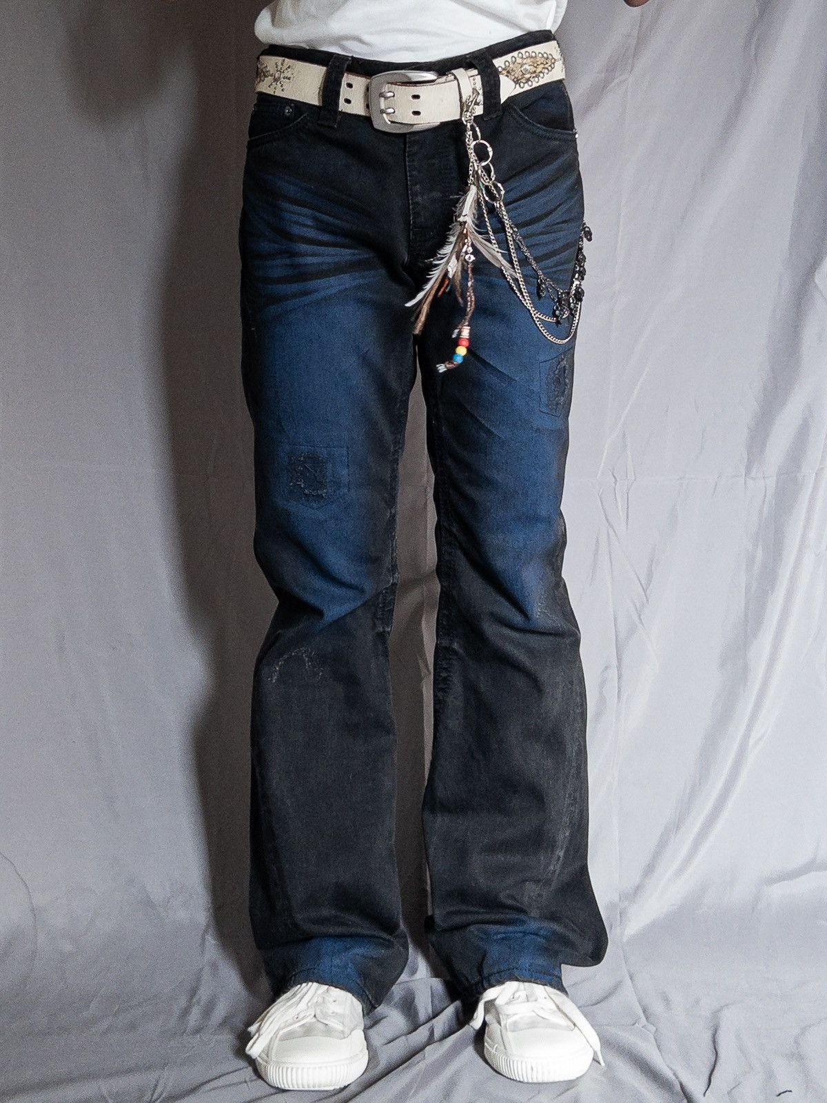 semanticdesign Semantic Design Distressed Flare Jeans SD Bandana Pocket y2k Size US 32 / EU 48 - 2 Thumbnail
