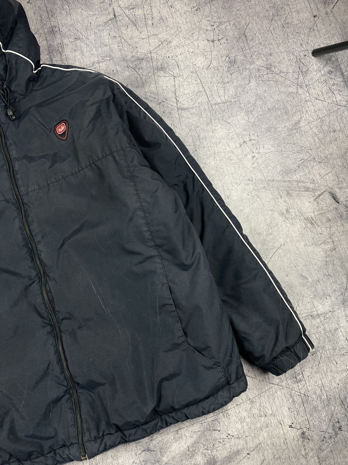 Nike × Vintage Nike Vintage Y2K Black Down Puffer Jacket Size US XL / EU 56 / 4 - 4 Thumbnail