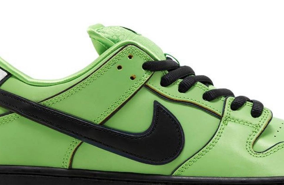 Nike Nike SB Dunk power puff girl Size US 10 / EU 43 - 3 Thumbnail