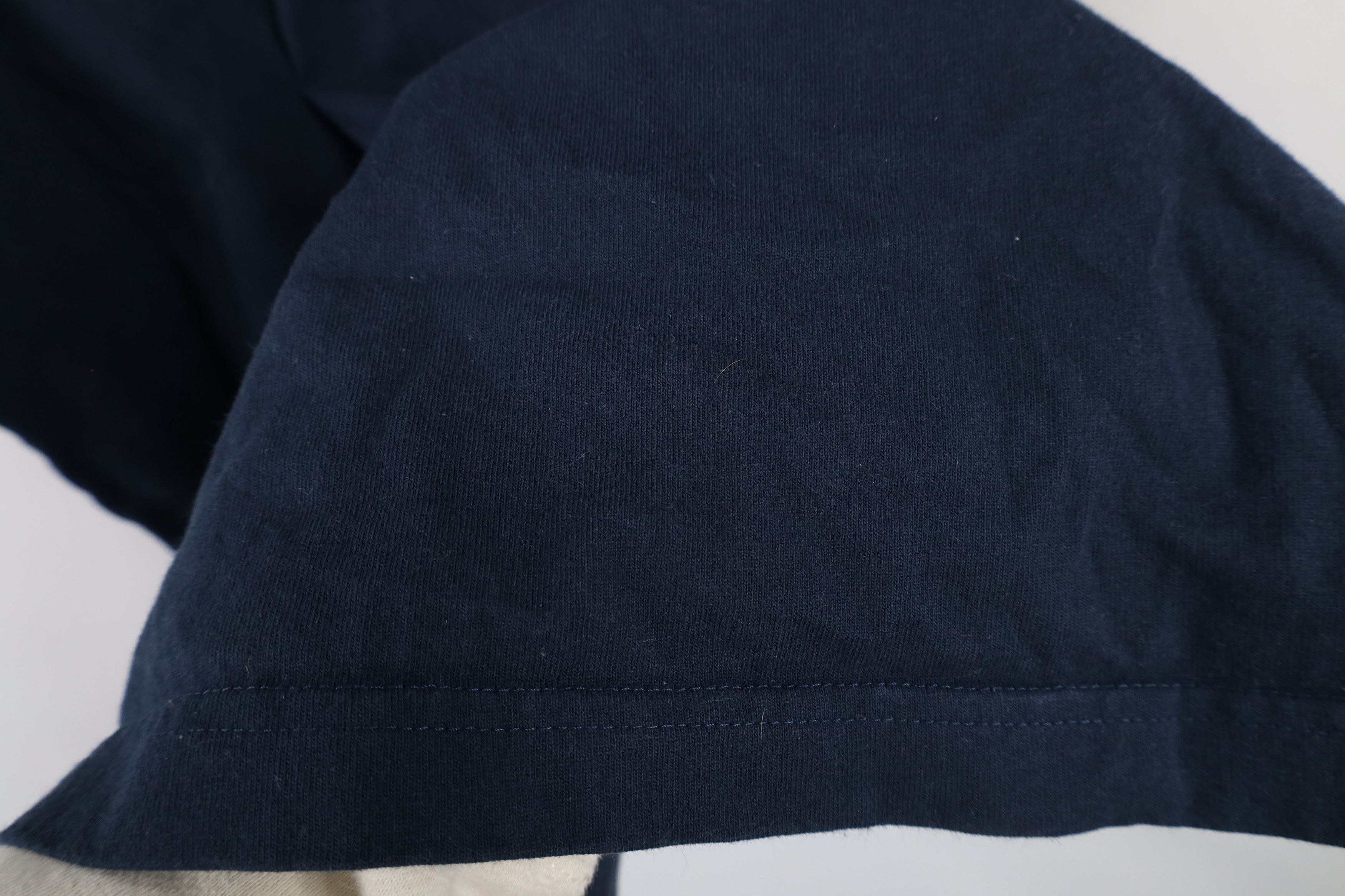 Carhartt × Vintage Vintage Y2K Carhartt Loose Fit Pocket T-Shirt Navy Blue Size US L / EU 52-54 / 3 - 7 Thumbnail