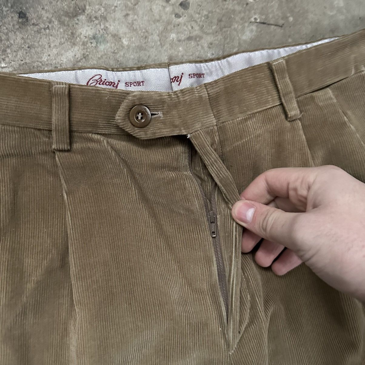Brioni Brioni brown vintage corduroy pants Size US 32 / EU 48 - 6 Thumbnail