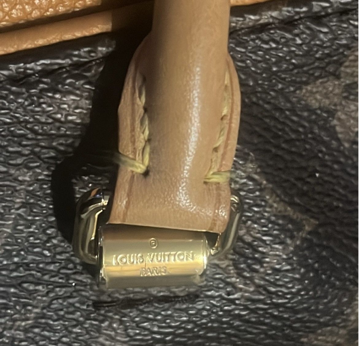 Louis Vuitton Louis Vuitton Bag Size ONE SIZE - 9 Thumbnail