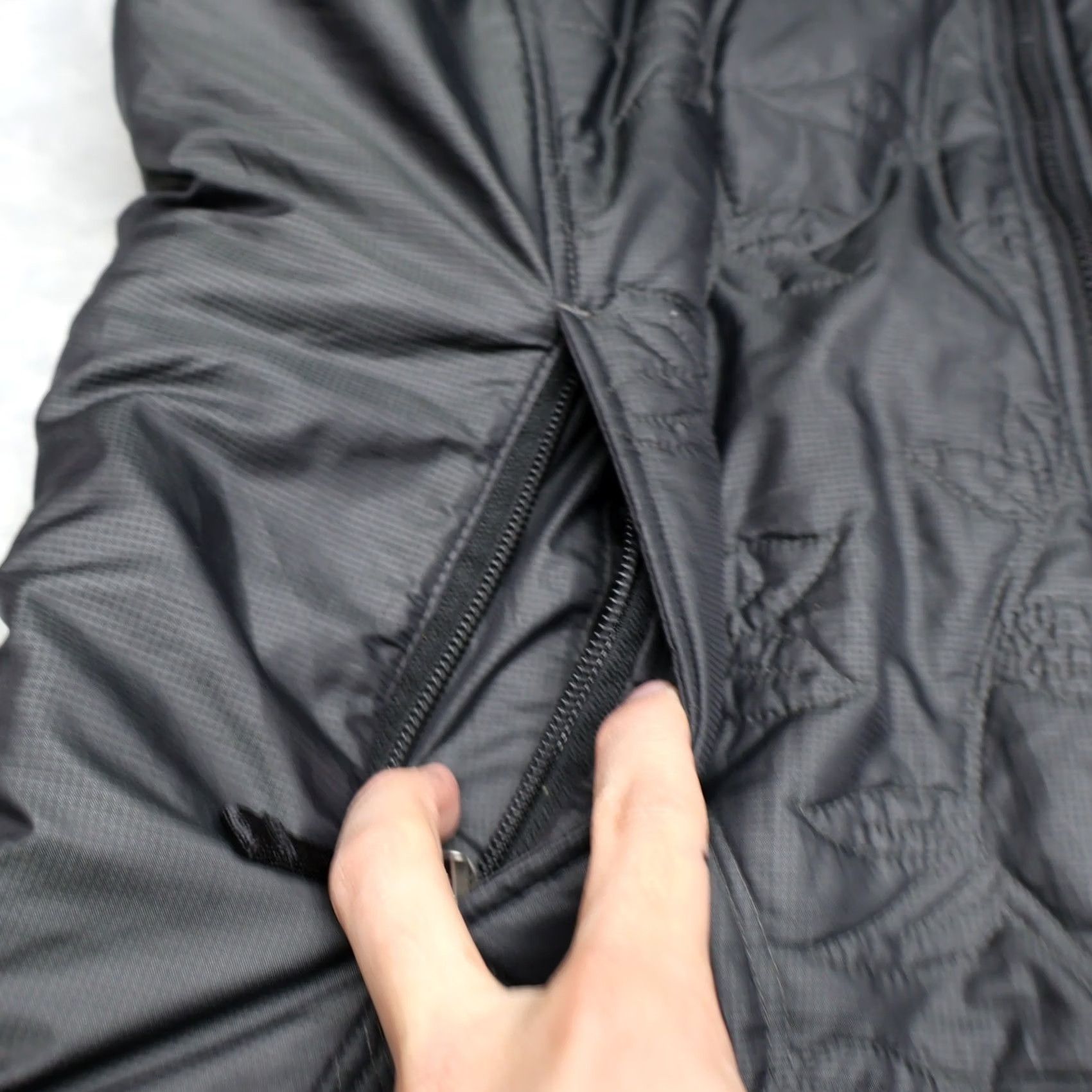 The North Face VINTAGE North Face Vest Womens Large Black Full Zip Insulated Pack Quilted Puffer LOGO Size L / US 10 / IT 46 - 4 Thumbnail