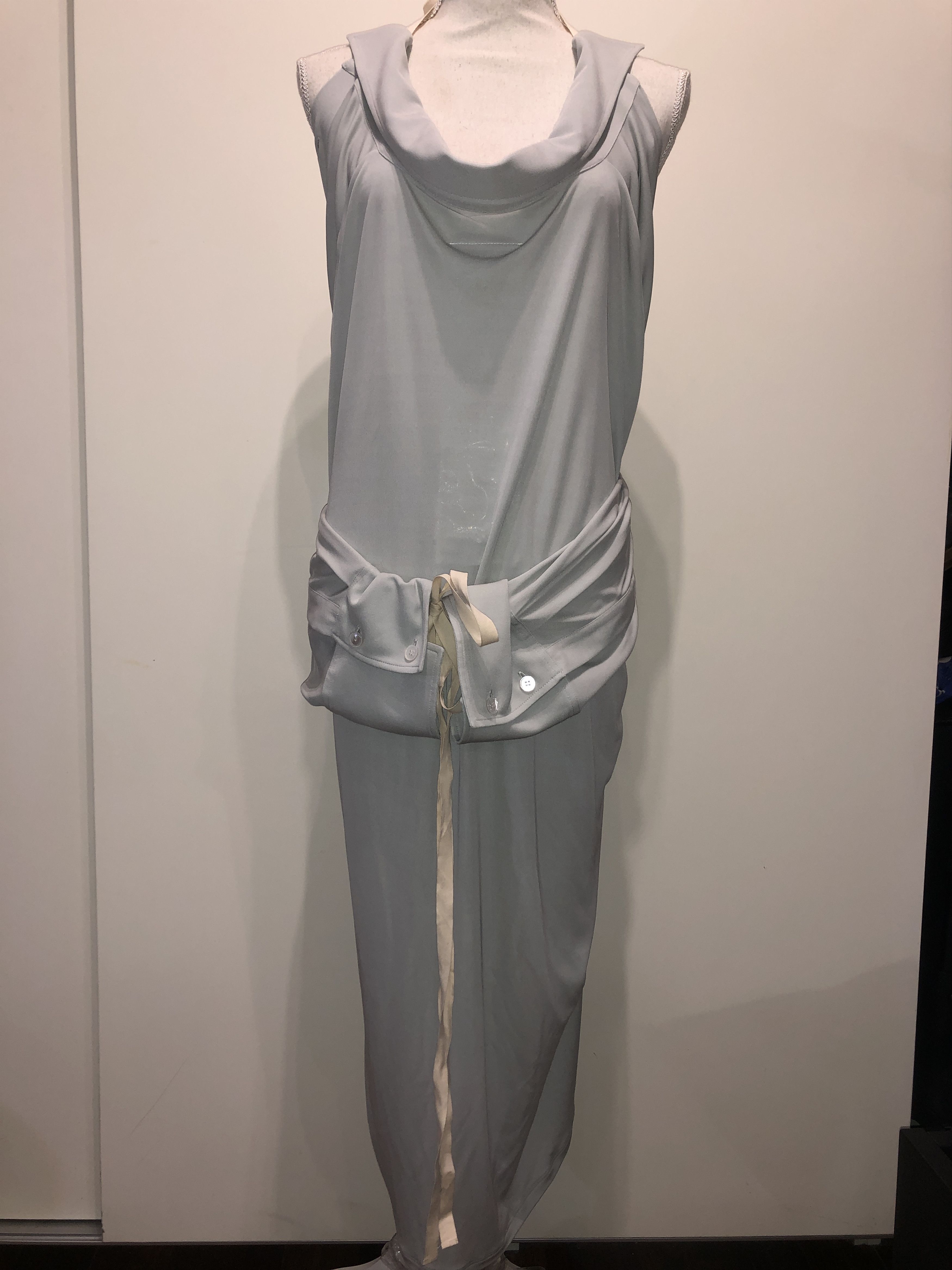 Maison Margiela MM6 Maison Margiela Transformable Oversize Shirt / Dress Size M / US 6-8 / IT 42-44 - 1 Thumbnail