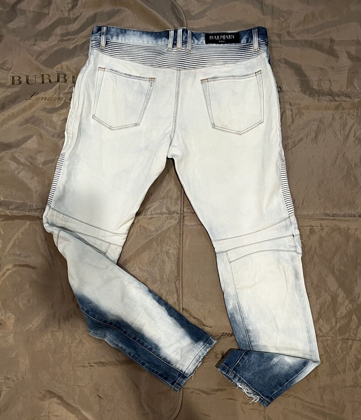 Balmain balmain bleached jeans size 34 Size US 34 / EU 50 - 5 Thumbnail