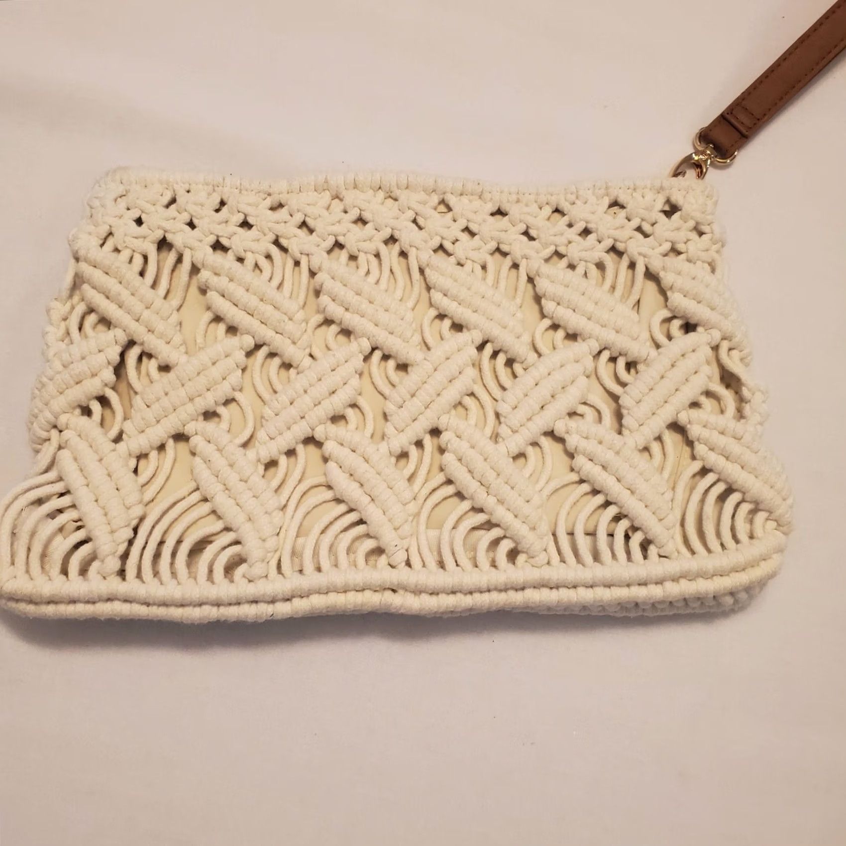 Vintage INC International Concepts White Macrame Faux Leather Wristlet Purse Hand Bag Clutch Womens Medium Brown Leather Wrist Strap Zip Bag Size ONE SIZE - 4 Thumbnail