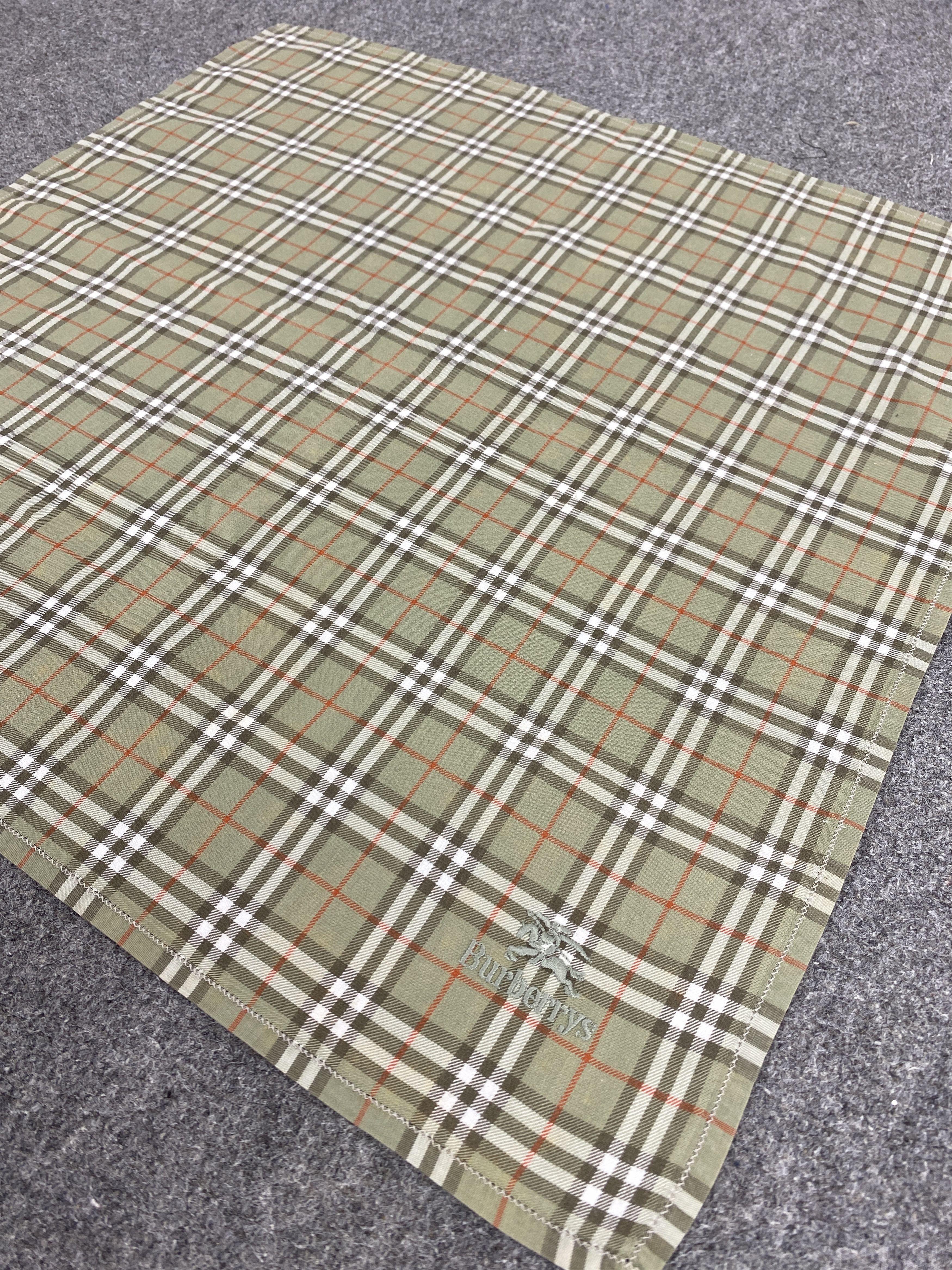 Burberry Vintage Burberry Handkerchief / Neckerchief KT0351 Size ONE SIZE - 7 Thumbnail