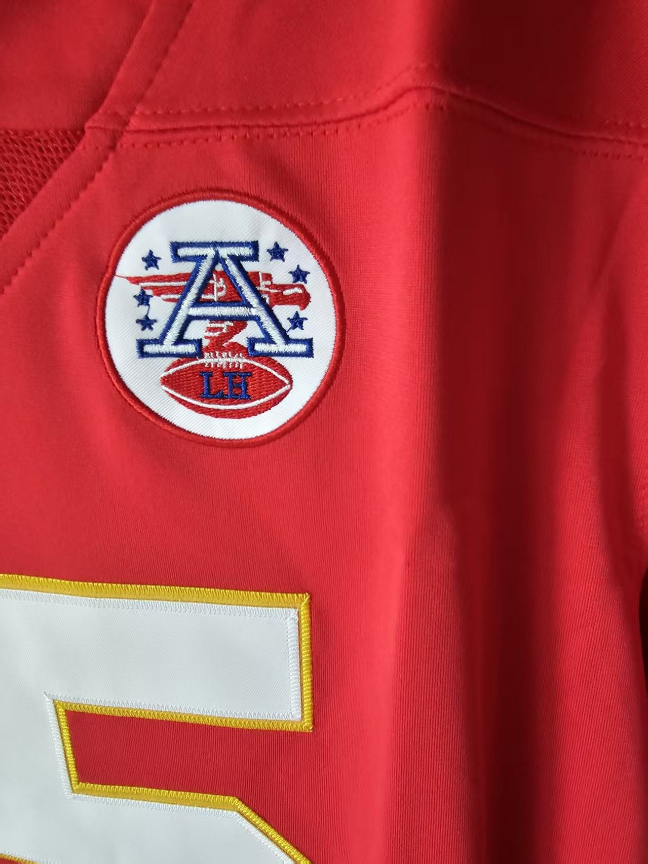 NFL Kansas City Chiefs 15 Patrick Mahomes Jersey Red Size US M / EU 48-50 / 2 - 5 Thumbnail