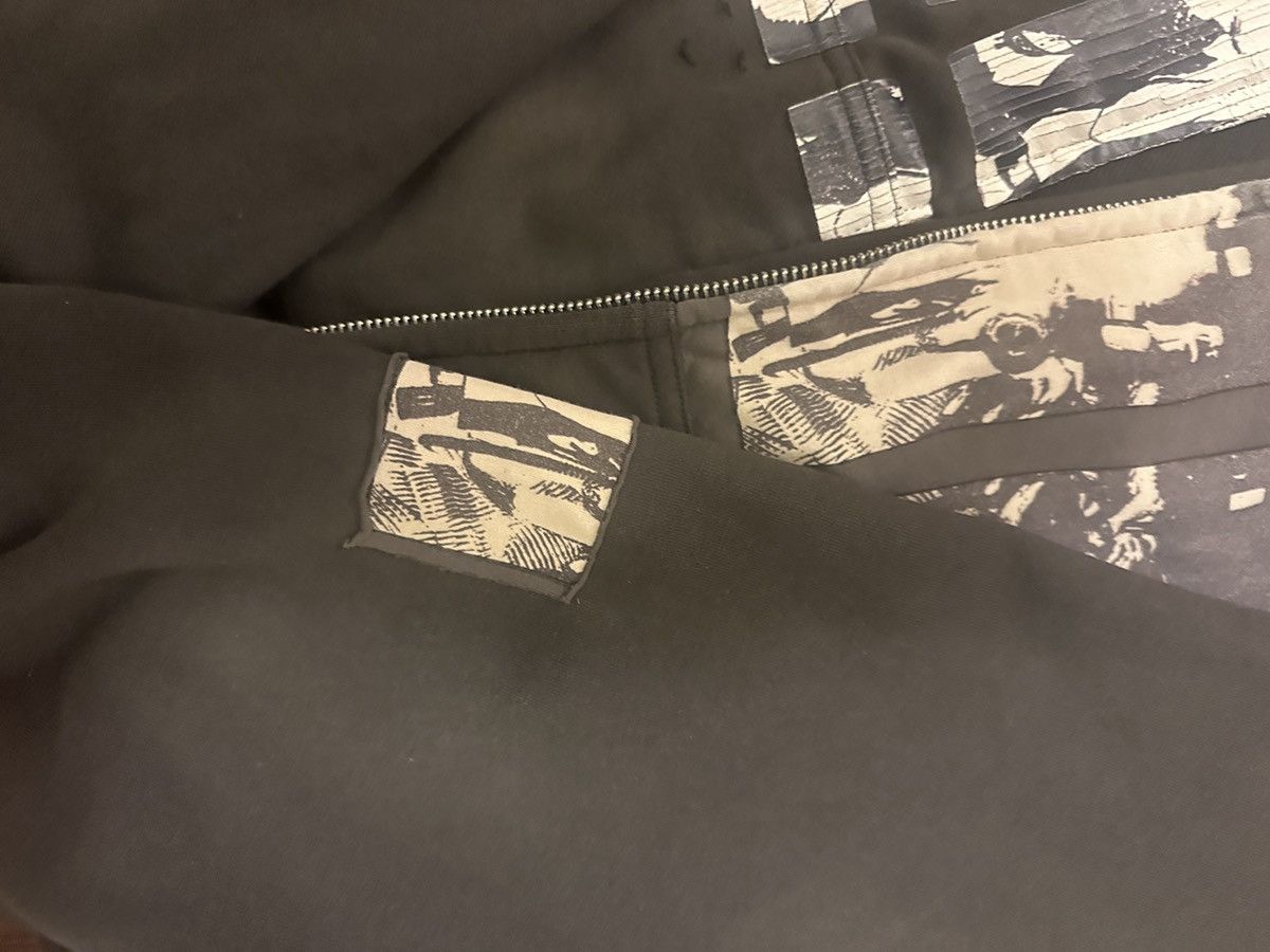 Birth of Royal Child Birth of a Royal Child Flashlight Hoodie Size US S / EU 44-46 / 1 - 3 Thumbnail