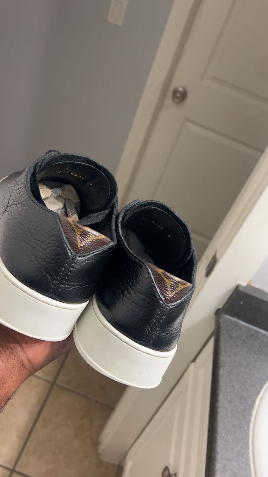 Louis Vuitton Louis Vuitton Leather Trainers Size US 7.5 / EU 40-41 - 18 Thumbnail