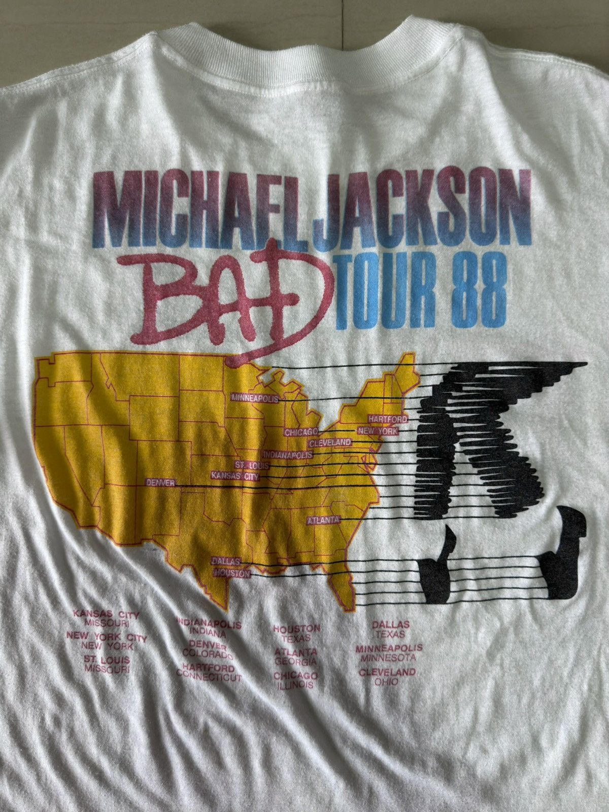 Band Tees 1988 Michael Jackson Bad Tour 88 80s VTG Spring Ford Shirt Size US XL / EU 56 / 4 - 4 Thumbnail