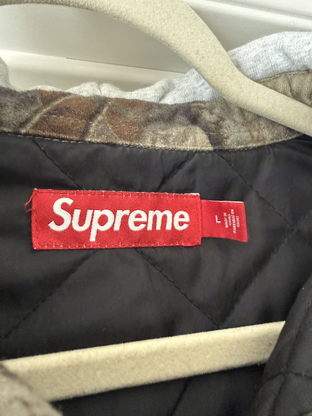 Supreme Supreme realtree quilted button up size Large Size US L / EU 52-54 / 3 - 4 Thumbnail