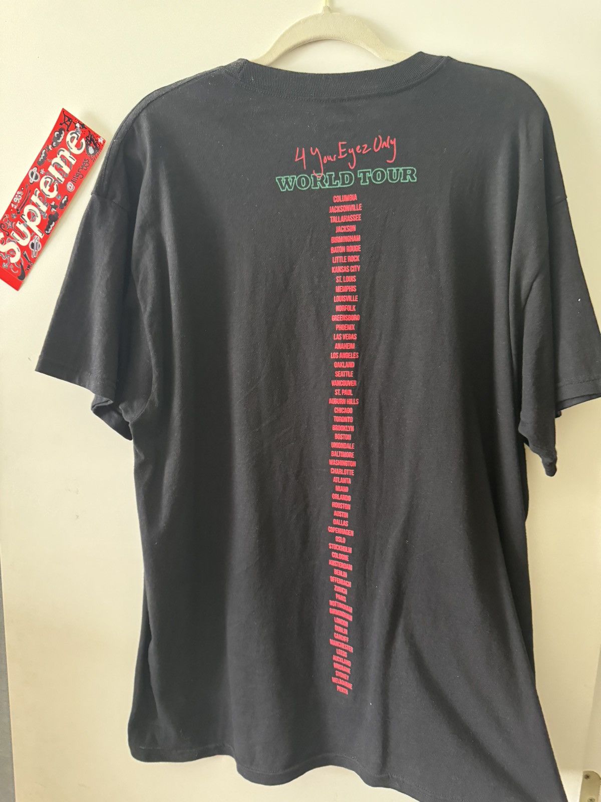 Dreamville × J. Cole × Top Dawg Entertainment BEAND NEW 2017 J. COLE 4 YOUR EYEZ ONLY TOUR TEE Size US XL / EU 56 / 4 - 5 Thumbnail