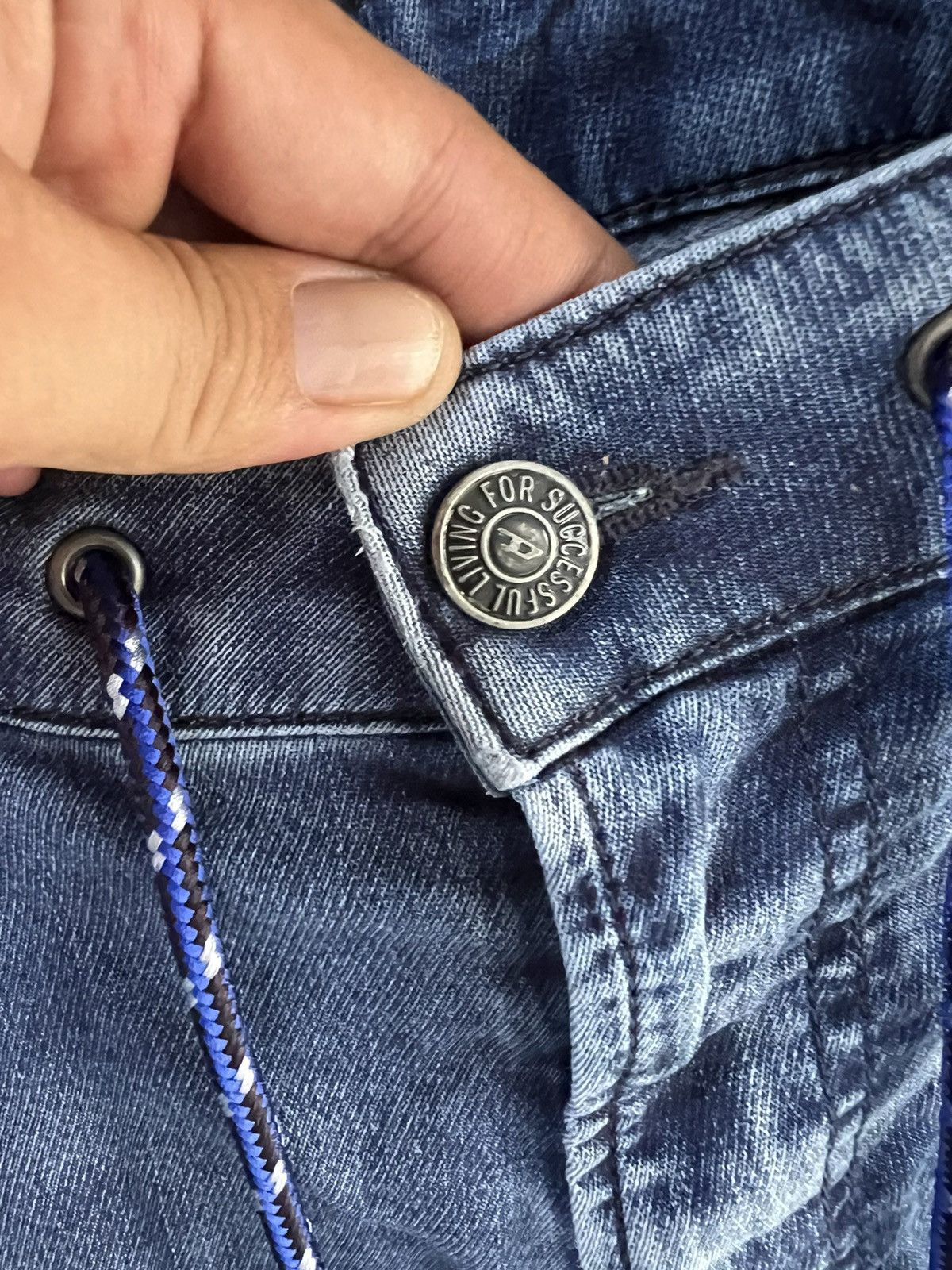 Diesel 🔥Vintage Diesel Stretchable Distressed Denim Sweatpants Size US 36 / EU 52 - 11 Thumbnail