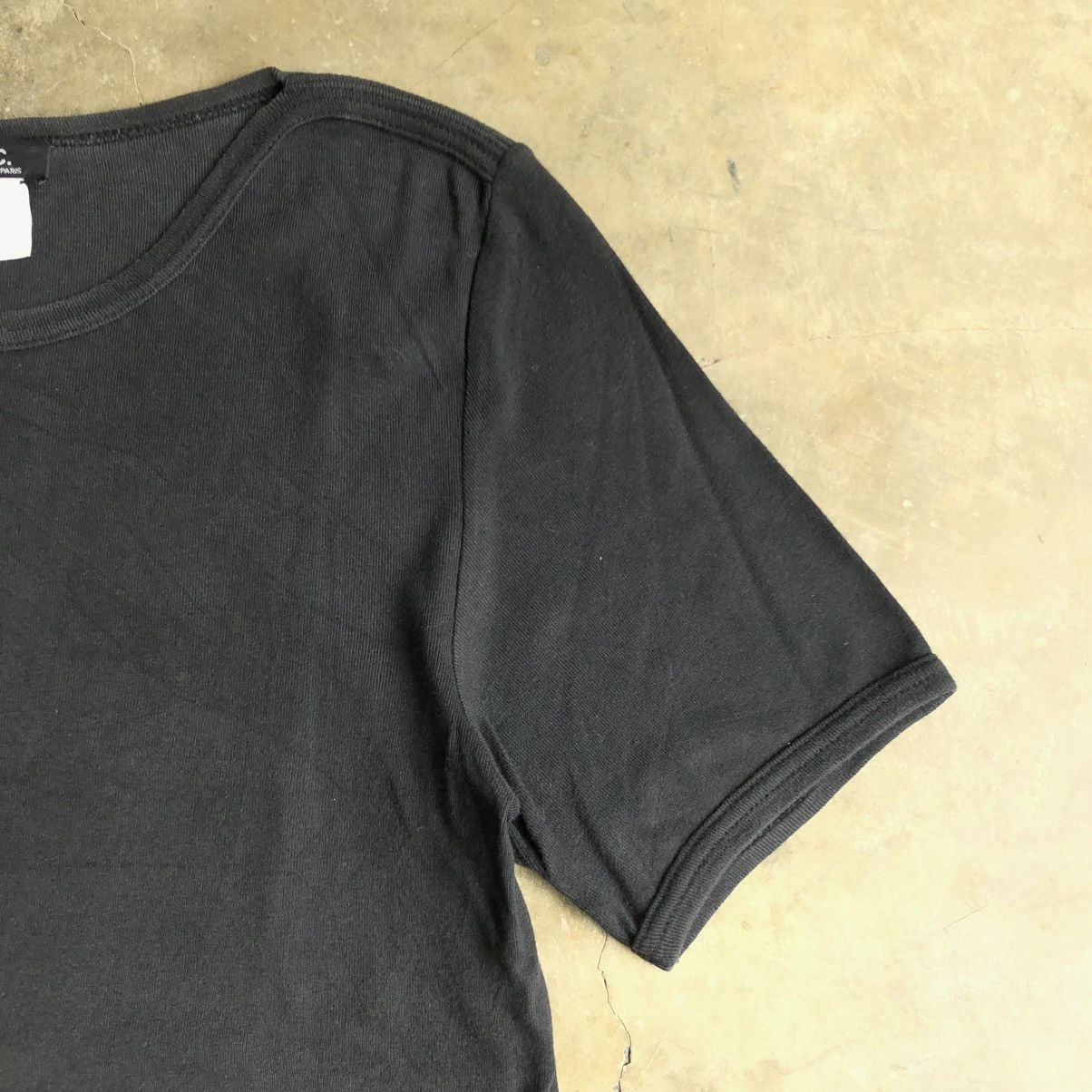 A.P.C. Vintage A.P.C. Blank Basic T-shirt Build Up Black Designer Size US S / EU 44-46 / 1 - 6 Thumbnail