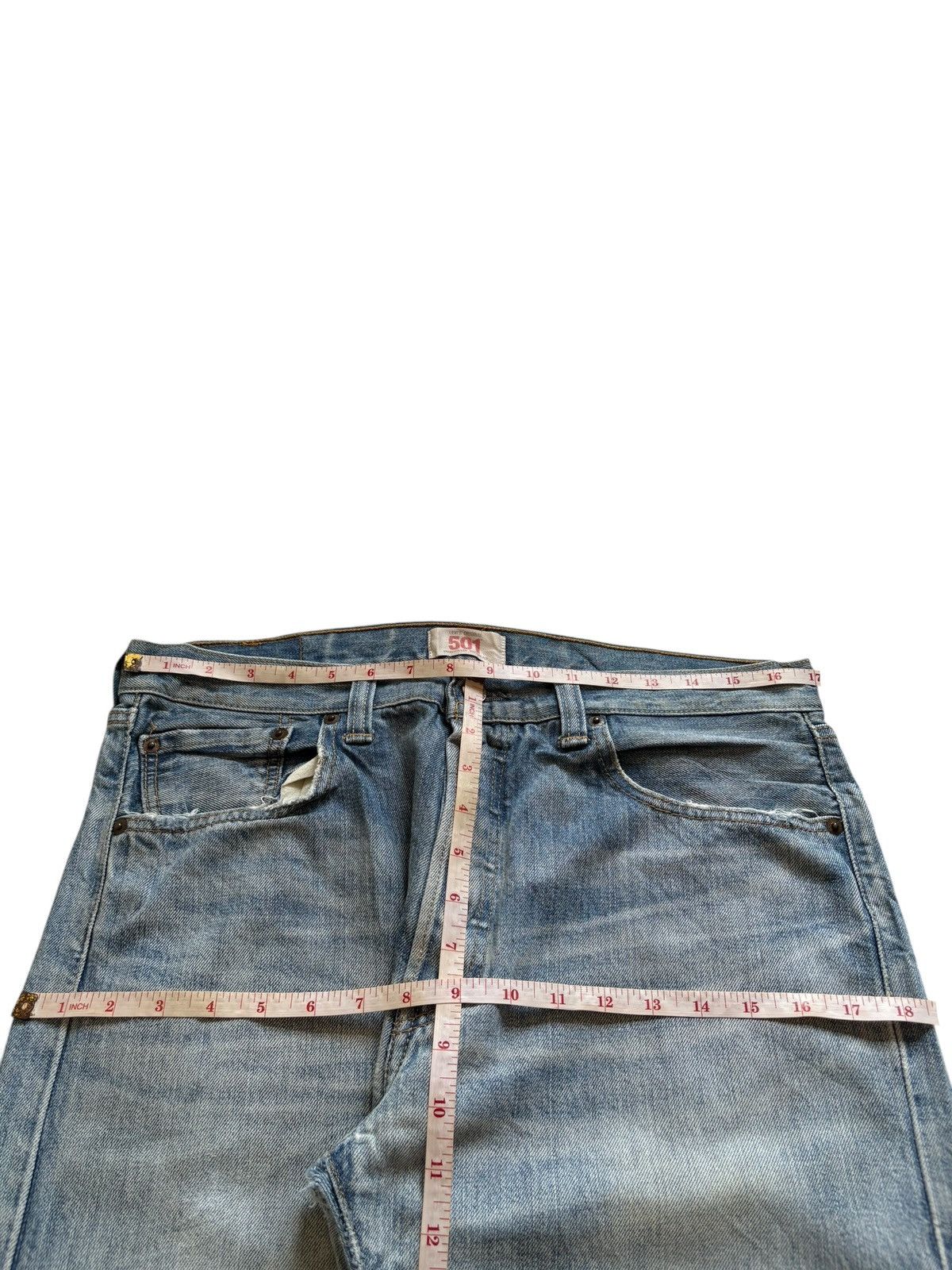 Levi's Vintage 90s Levis 501 Blue Wash Distressed Loose Baggy Jeans Size US 34 / EU 50 - 14 Thumbnail