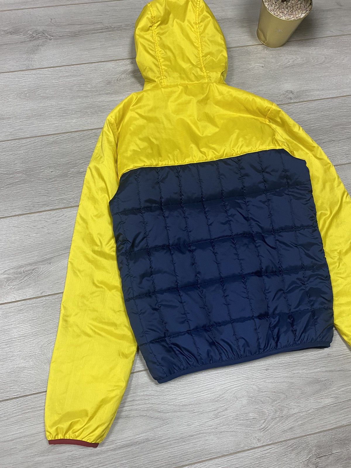 Nike Nike 2 in 1 reversible Barcelona double sided micropuffer Size US S / EU 44-46 / 1 - 10 Thumbnail