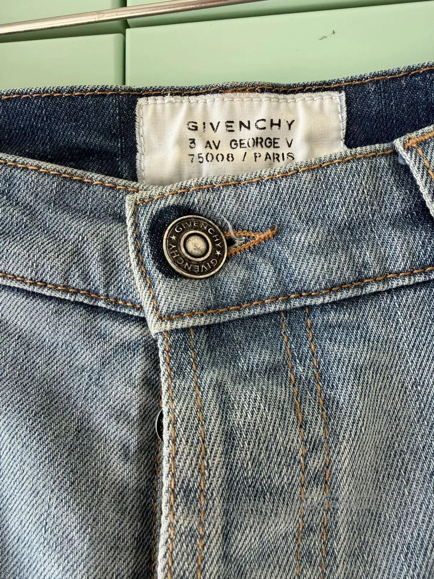 Givenchy Givenchy Jeans Size 35. Size US 35 - 5 Thumbnail