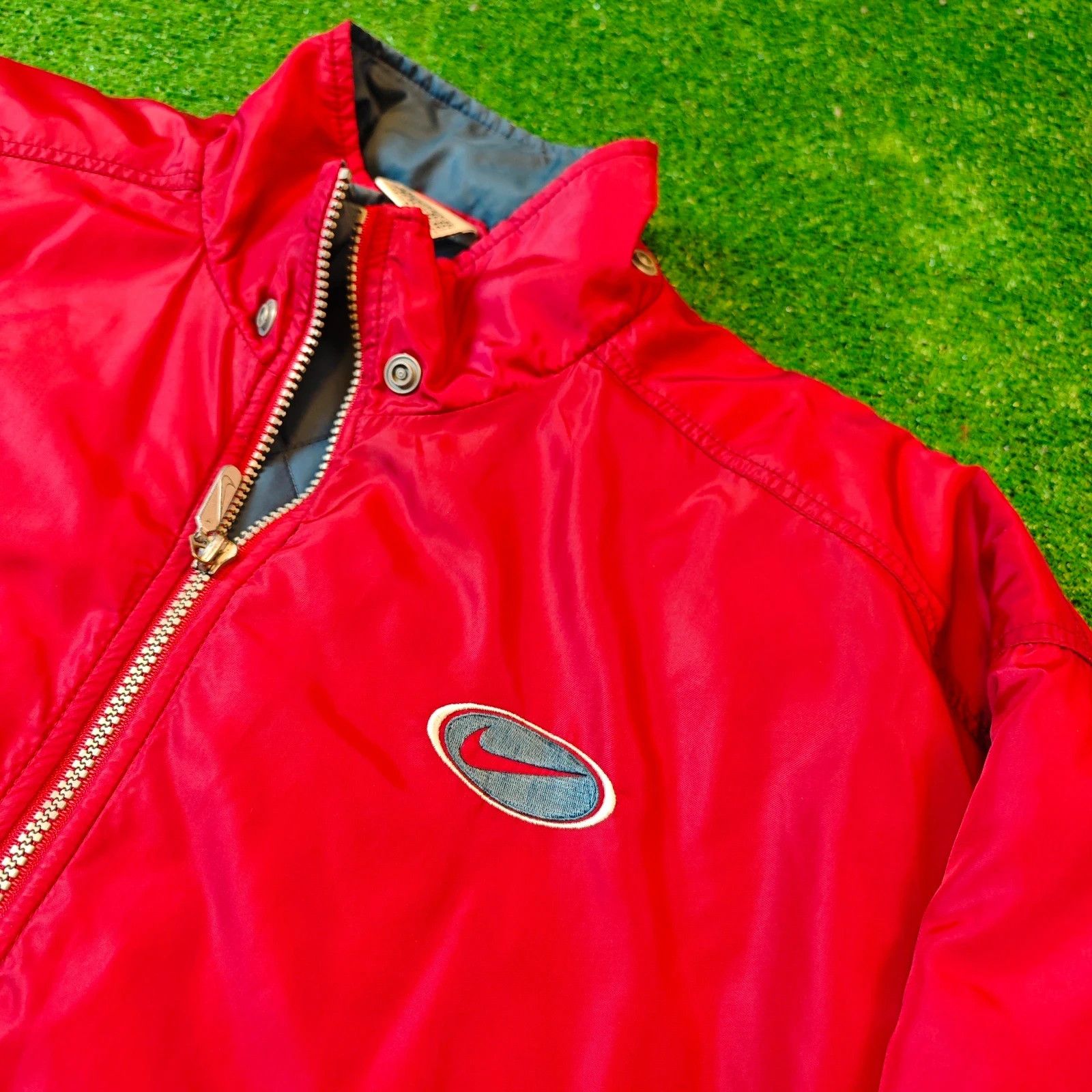 Nike Vintage Nike Jacket Mens XL Full zip red embroidered y2k Size US XL / EU 56 / 4 - 14 Thumbnail