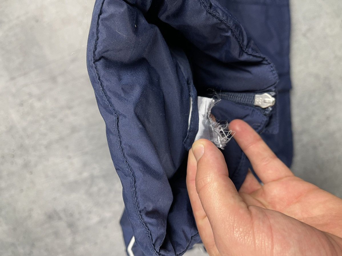 Nike × Nike ACG × Vintage Nike Vintage 90s Small Logo Blue Down Jacket Winter Puffer Size M / US 6-8 / IT 42-44 - 5 Thumbnail