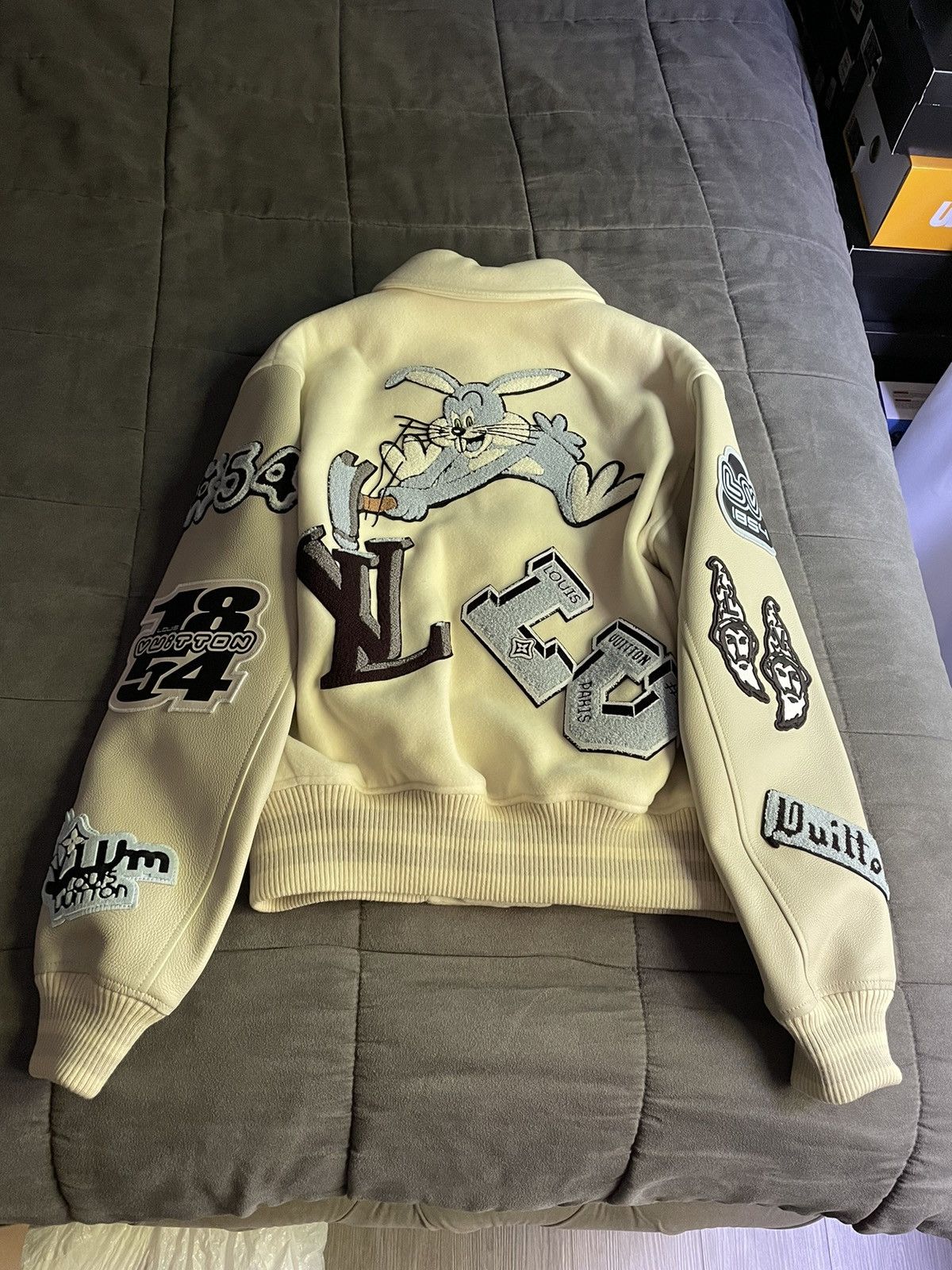 Louis Vuitton Louis Vuitton Bunny Patches Varsity Jacket Size US S / EU 44-46 / 1 - 3 Thumbnail