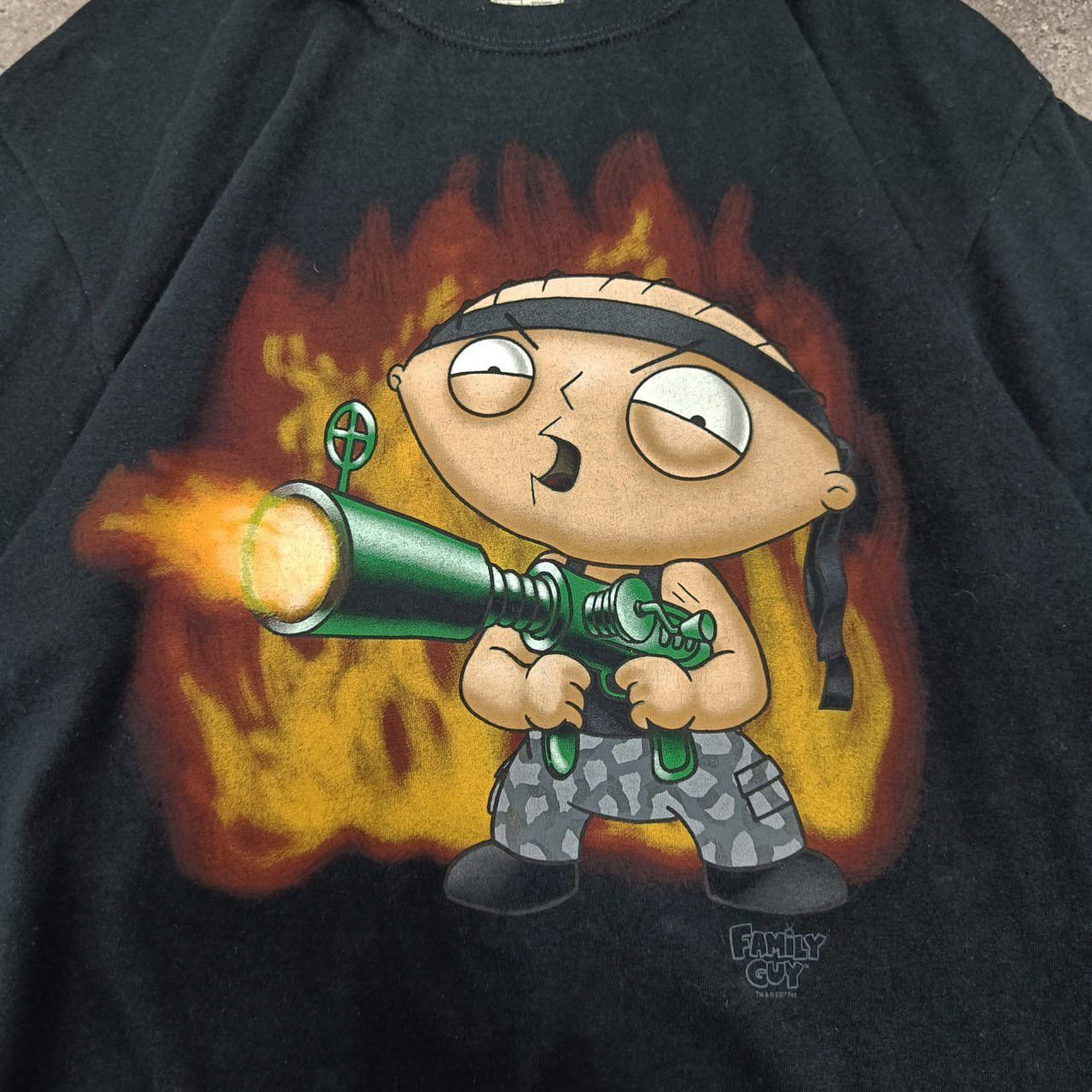 Vintage Vintage 00s Family Guy Stewie Rambo black tee L y2k humor Size US L / EU 52-54 / 3 - 2 Thumbnail