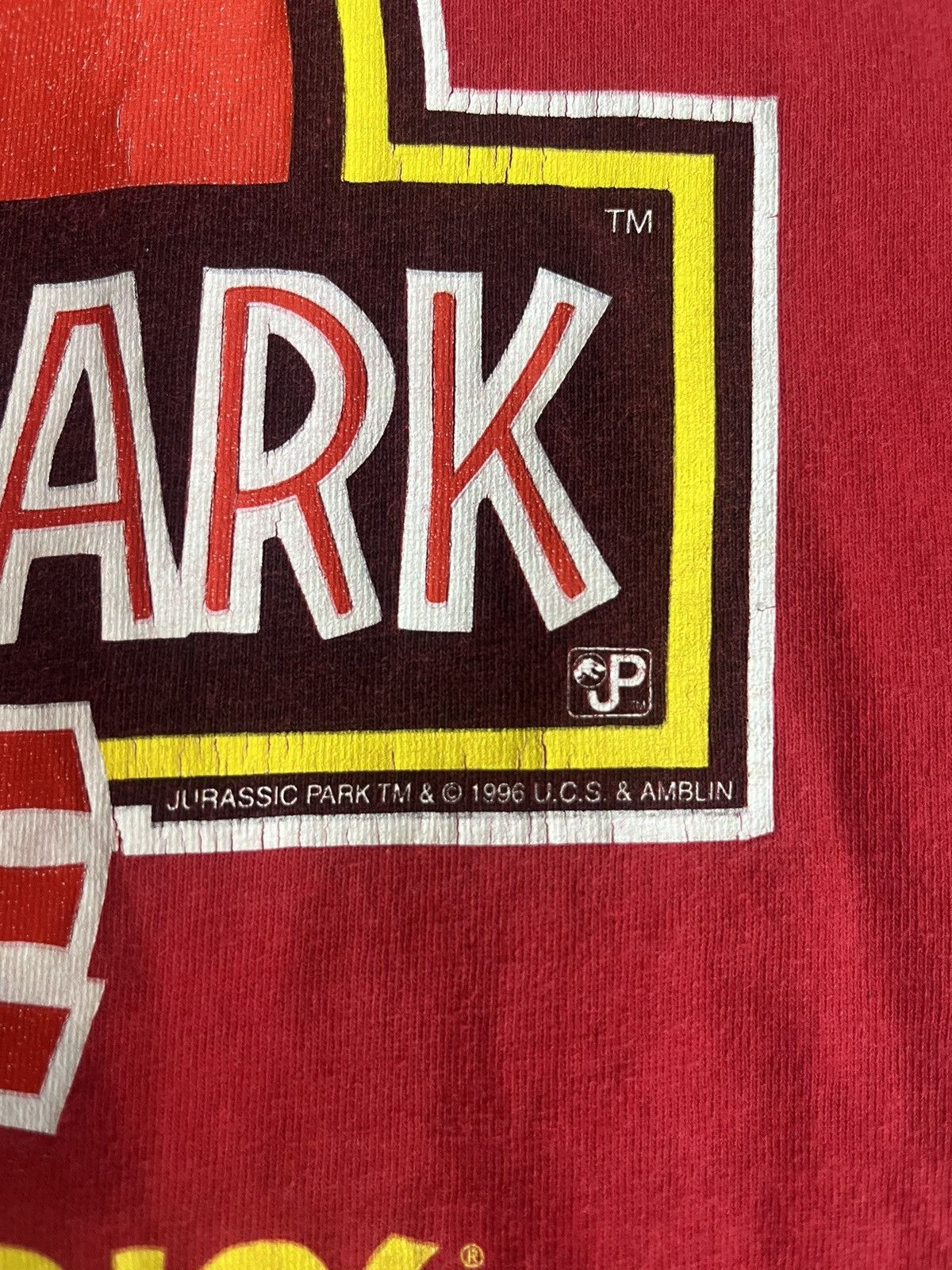 Universal Studios Vintage JURASSIC PARK i Survived 1996’s Universal Tshirt Size US XXL / EU 58 / 5 - 6 Thumbnail