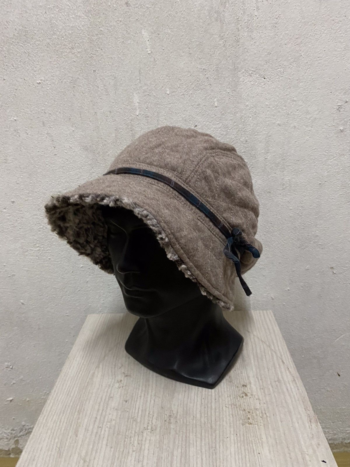 Japanese Brand Japanese Brand Theoria Plain Bucket Hat Size ONE SIZE - 3 Thumbnail