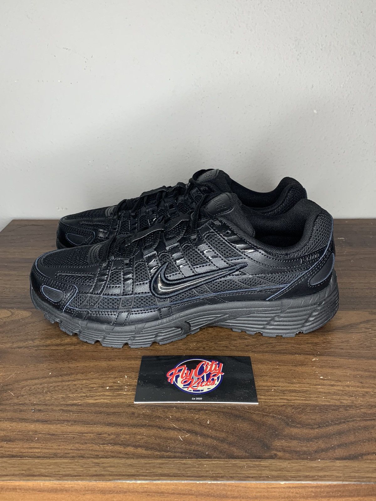 Nike Nike P-6000 Black Size US 8 / EU 41 - 1 Thumbnail