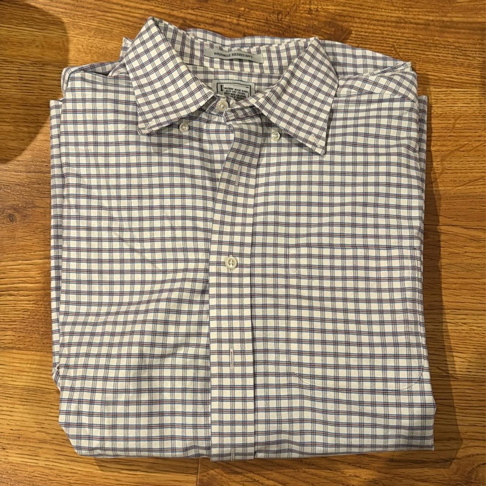 L.L. Bean Men’s LL Bean 16-35 Wrinkle resistant dress shirt Size 38R - 1 Thumbnail