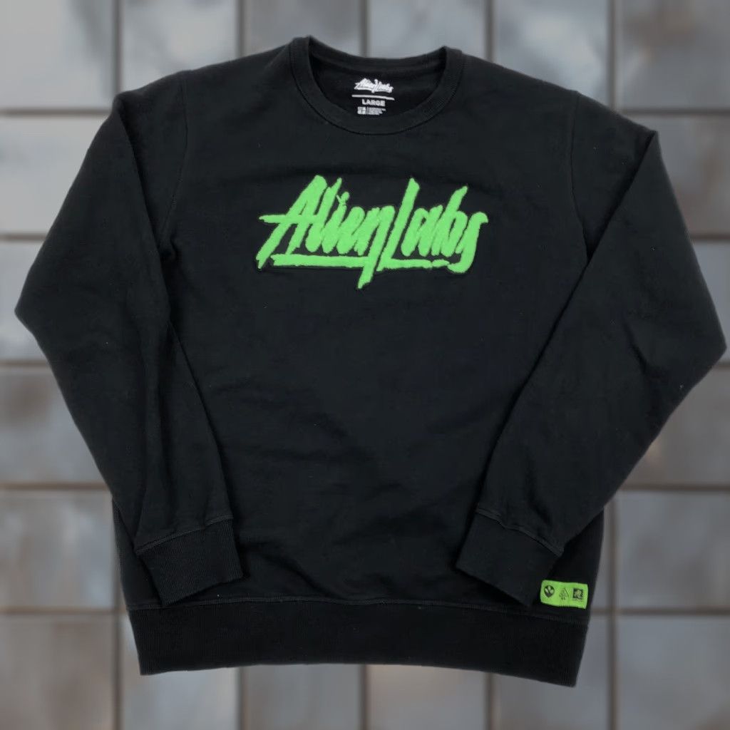 Logo 7 Alien Labs Sweatshirt Crewneck Large Black Flocked Logo Graphic Print Mens Pullover Size US L / EU 52-54 / 3 - 1 Thumbnail